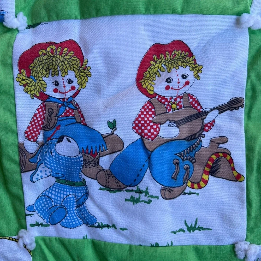 Vintage Handmade Raggedy Ann and Andy Green Gingham Quilt Lace Trim 42”x30” Baby